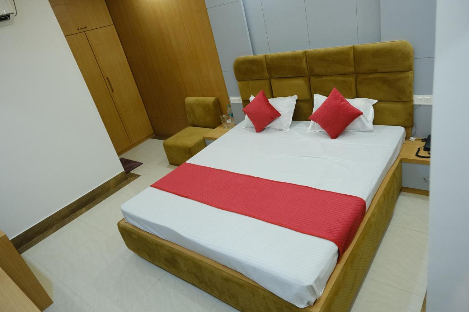 Hotel Golden Continental Deoghar Exterior foto